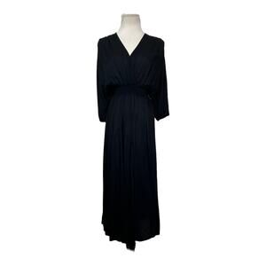 Pampelone black short sleeves v neck midi dress size small